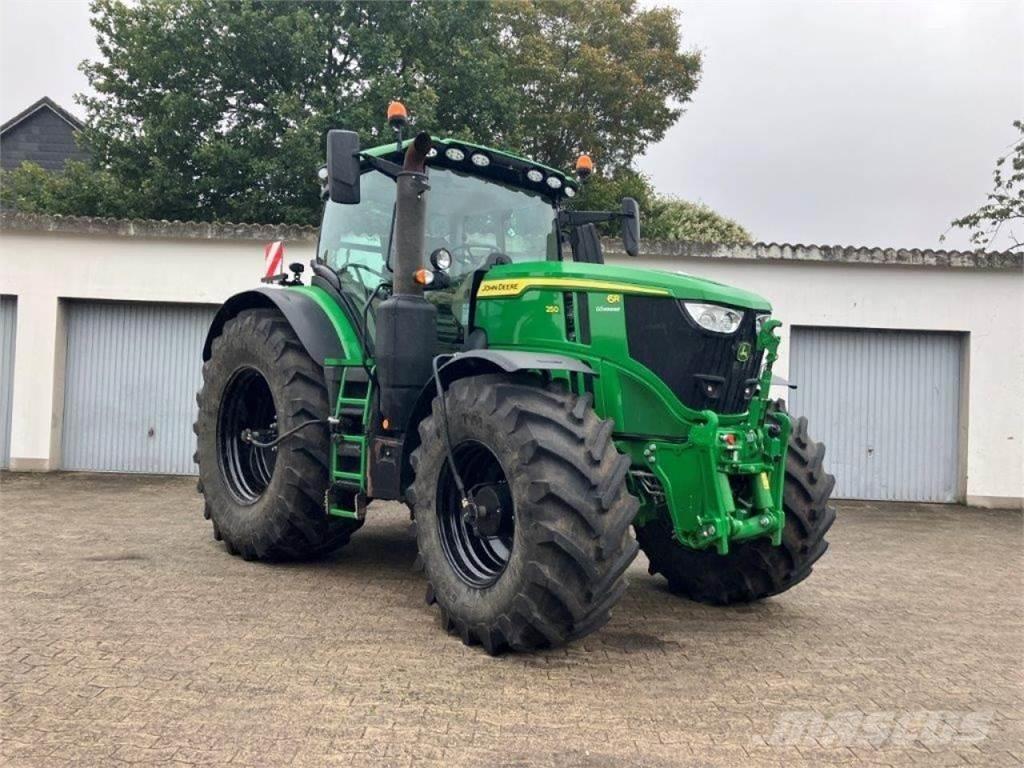 John Deere 6R 250 Traktoriai