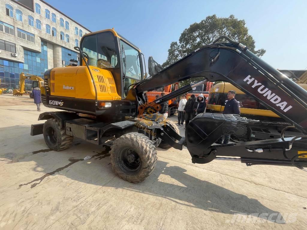 Hyundai 60w Ratiniai ekskavatoriai