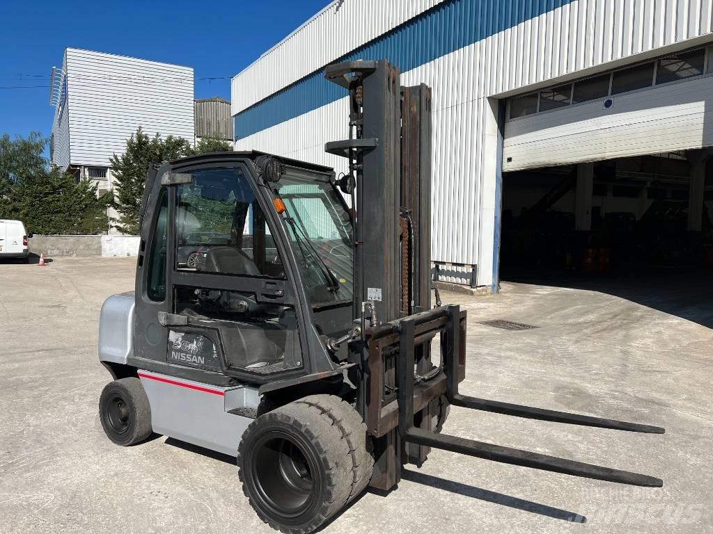 Nissan DX 30 Dyzeliniai krautuvai