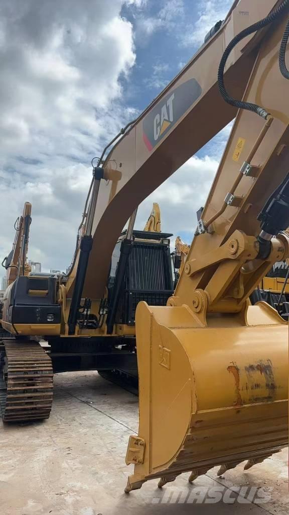 CAT 330 D L Vikšriniai ekskavatoriai