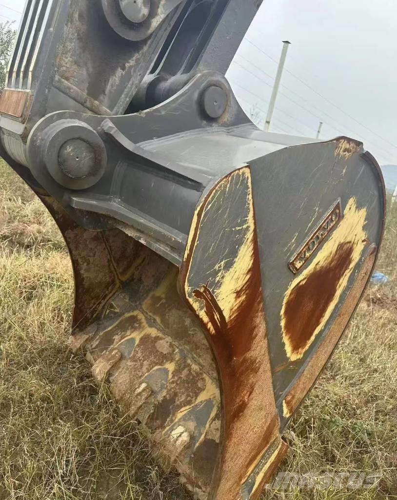 Volvo EC 380 Vikšriniai ekskavatoriai