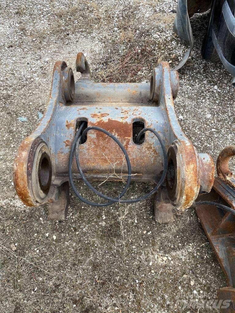 Volvo EC 460 Greito sujungimo jungtys