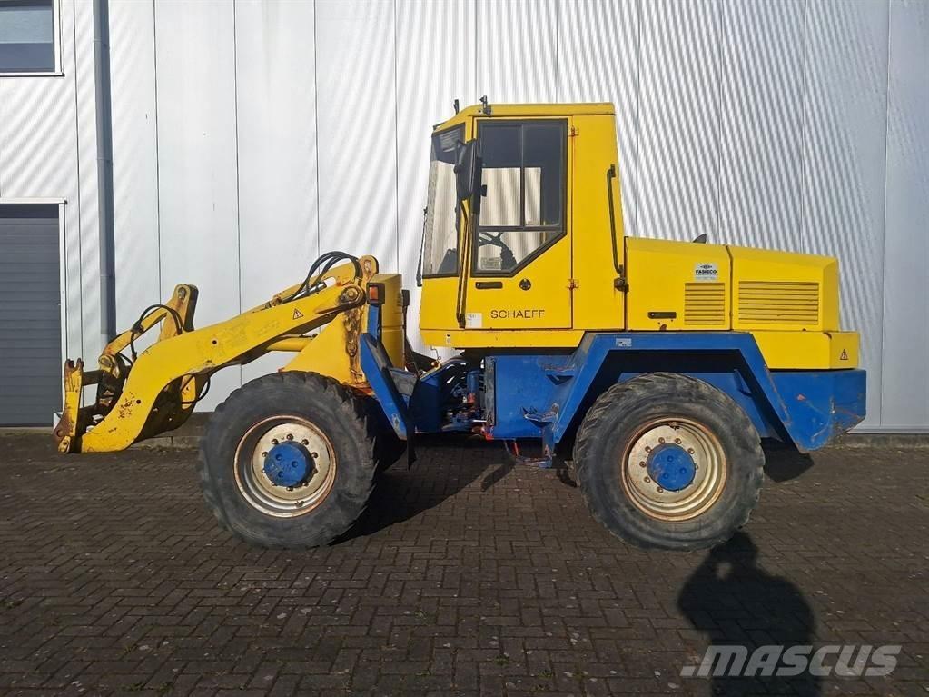 Schaeff SKS 661 Naudoti ratiniai krautuvai