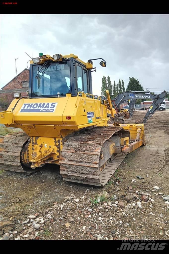 Komatsu D 65 PX-18 Vikšriniai buldozeriai