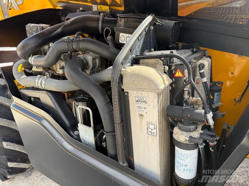 JCB 540-140 Teleskopiniai krautuvai