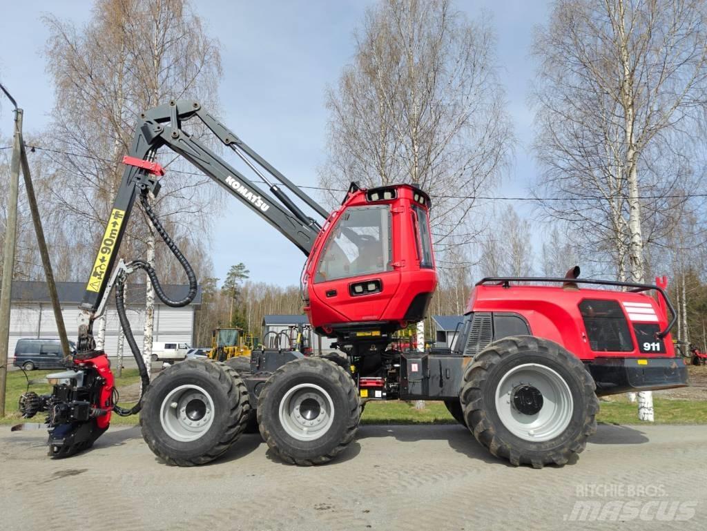 Komatsu 911 Miško technika (Harvesteriai)