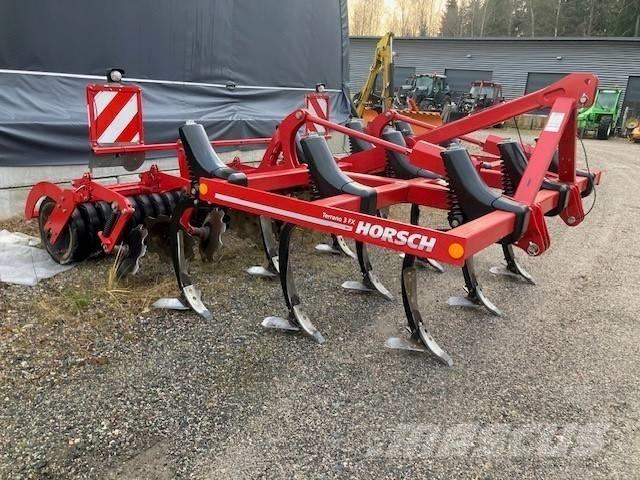 Horsch Terrano 3 FX Kultivatoriai