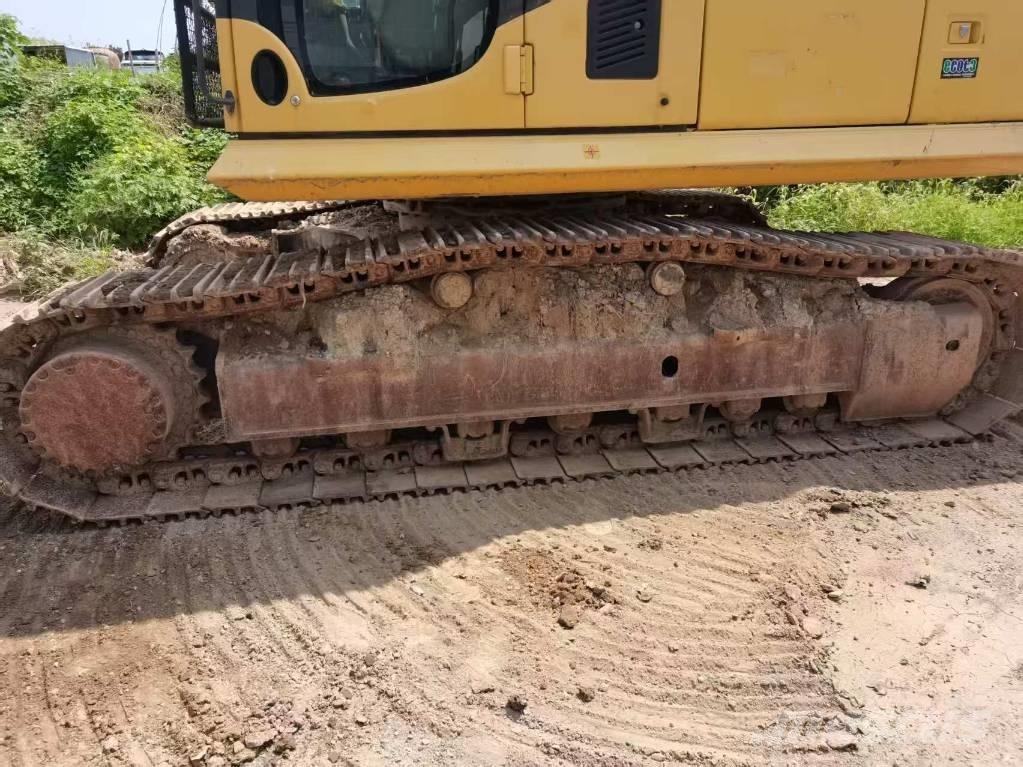 Komatsu PC 360 Vikšriniai ekskavatoriai