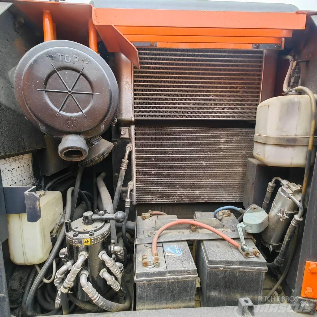 Hitachi ZX 120 Vikšriniai ekskavatoriai