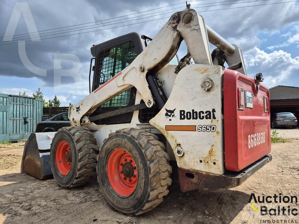 Bobcat S 650 Krautuvai su šoniniu pasukimu