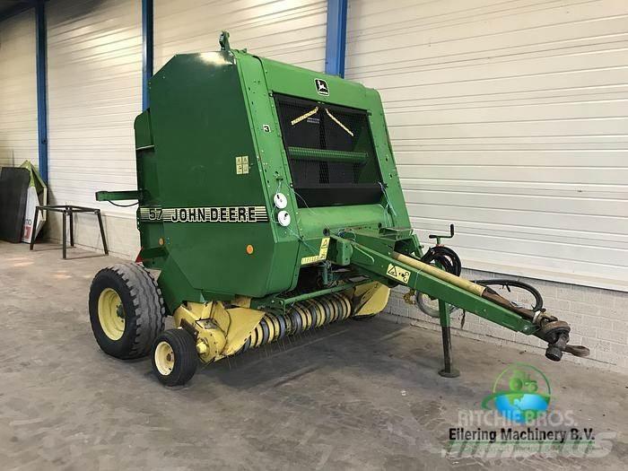 John Deere 570 Pašarų kombainai