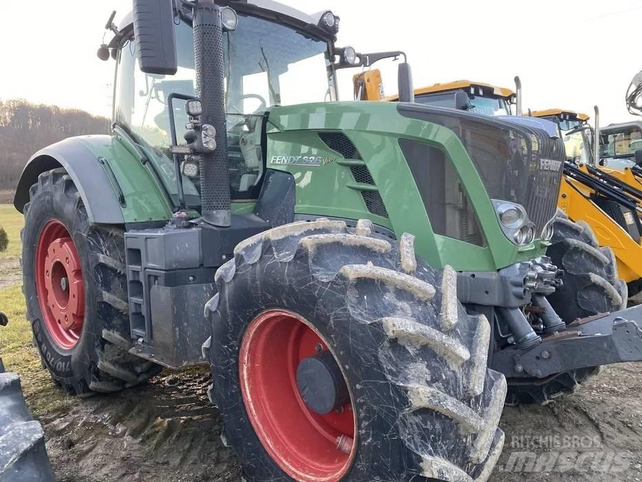 Fendt 826 Vario Traktoriai