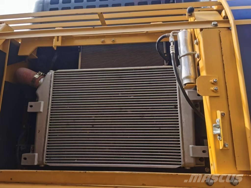 Komatsu PC 350-8 Vikšriniai ekskavatoriai