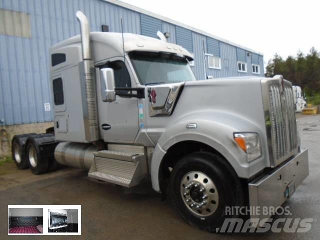 Kenworth W 990 Naudoti vilkikai