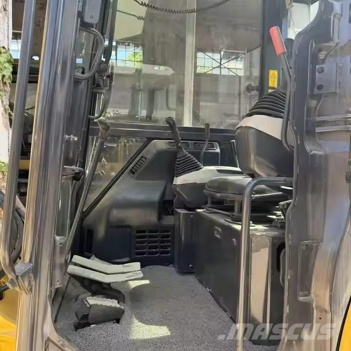 Komatsu PC55MR Mini ekskavatoriai < 7 t