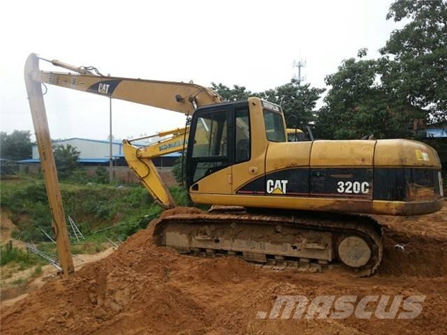 CAT 320 C Aukštuminiai ekskavatoriai