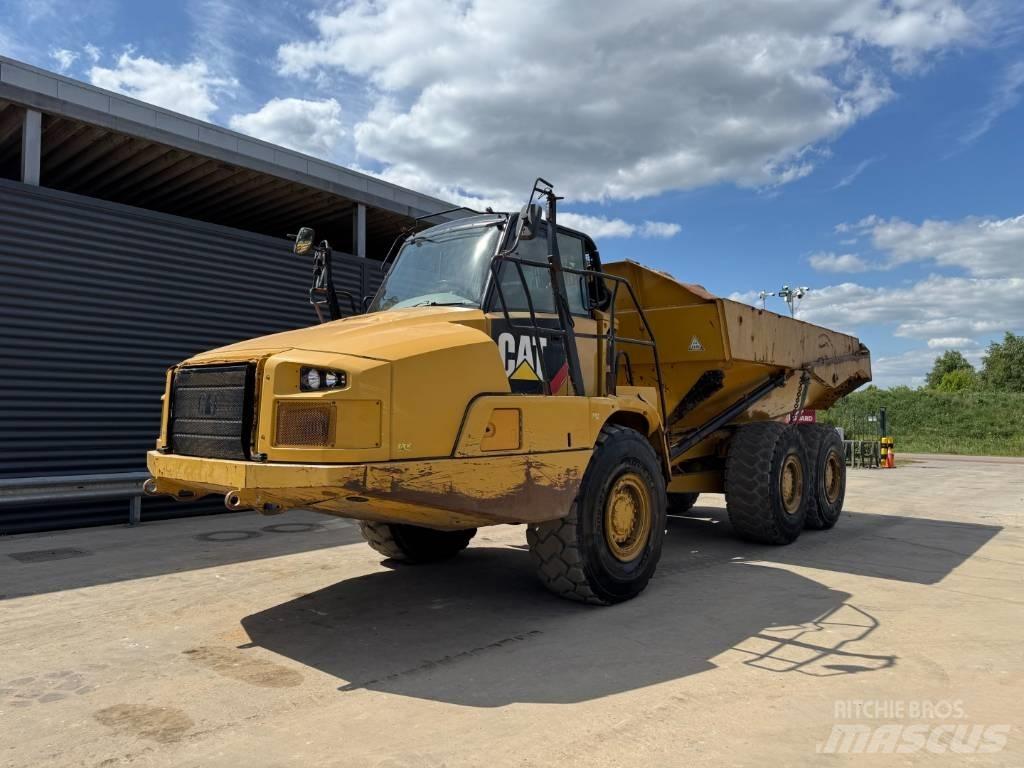 CAT 730C Karjeriniai savivarčiai