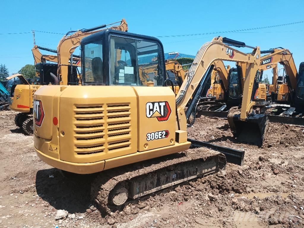 CAT 306 Vikšriniai ekskavatoriai