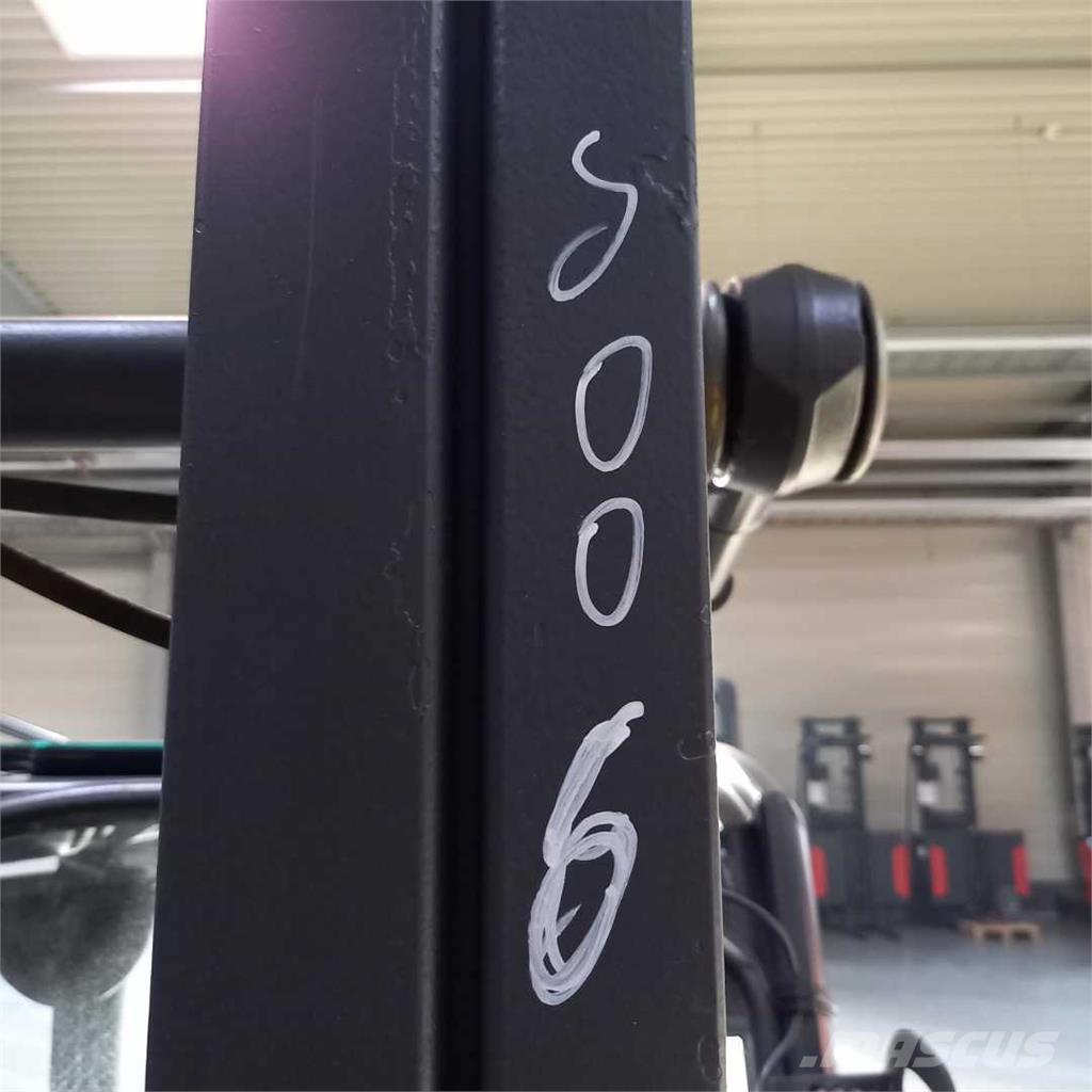 Linde E18L Elektriniai šakiniai krautuvai