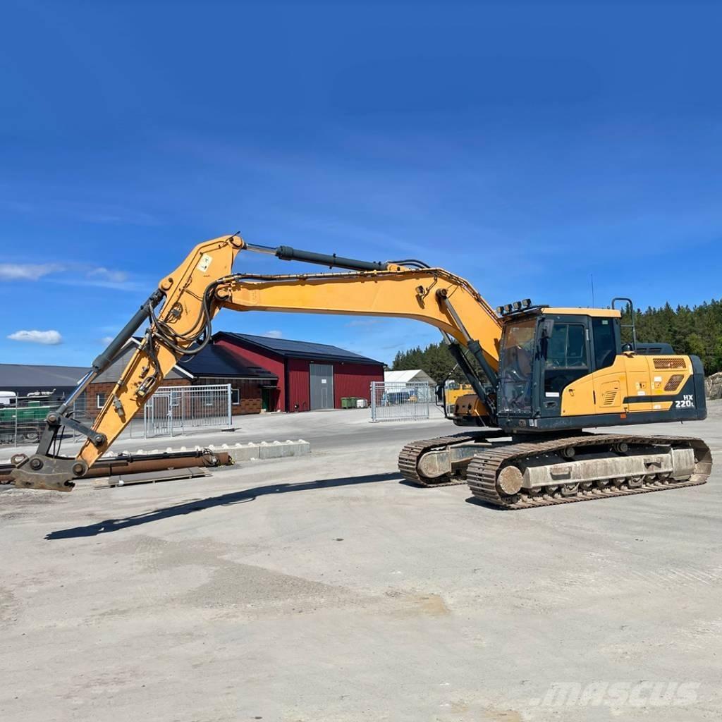 Hyundai HX220L Vikšriniai ekskavatoriai