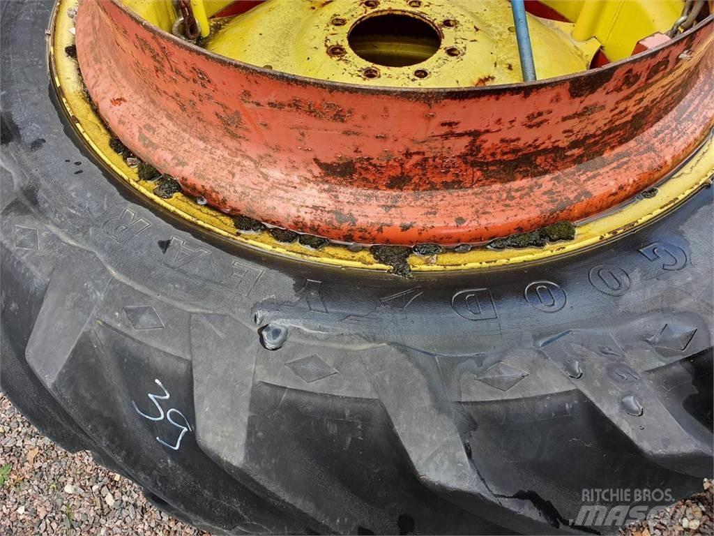 Goodyear 136-38 x2 Padangos, ratai ir ratlankiai
