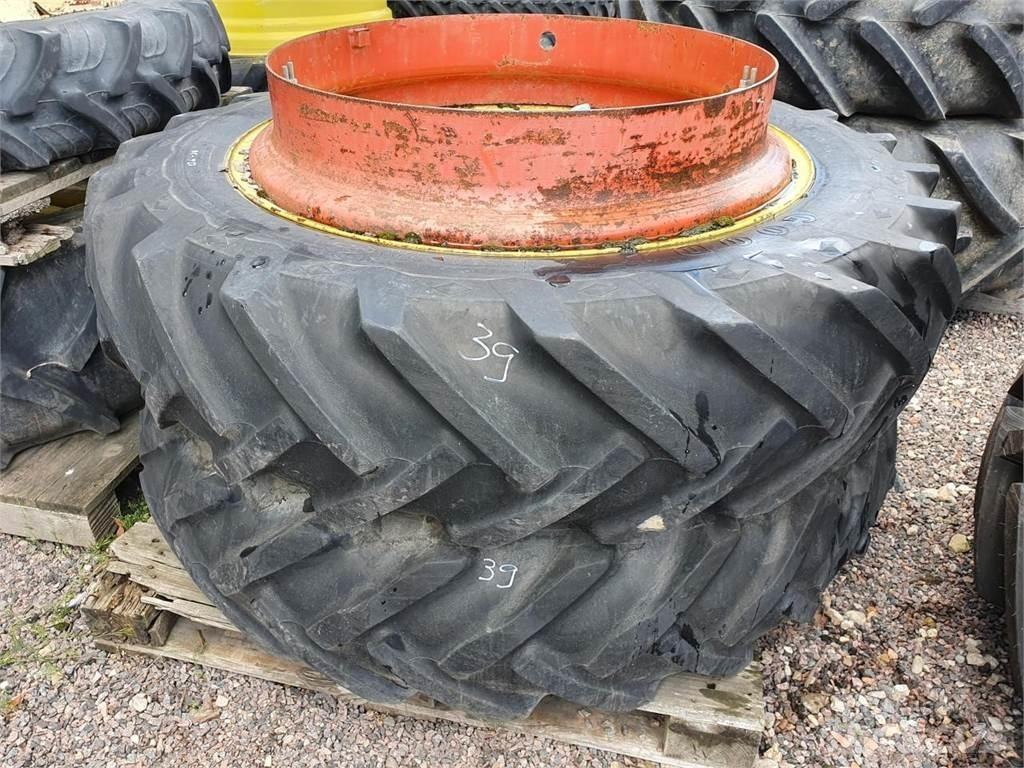 Goodyear 136-38 x2 Padangos, ratai ir ratlankiai