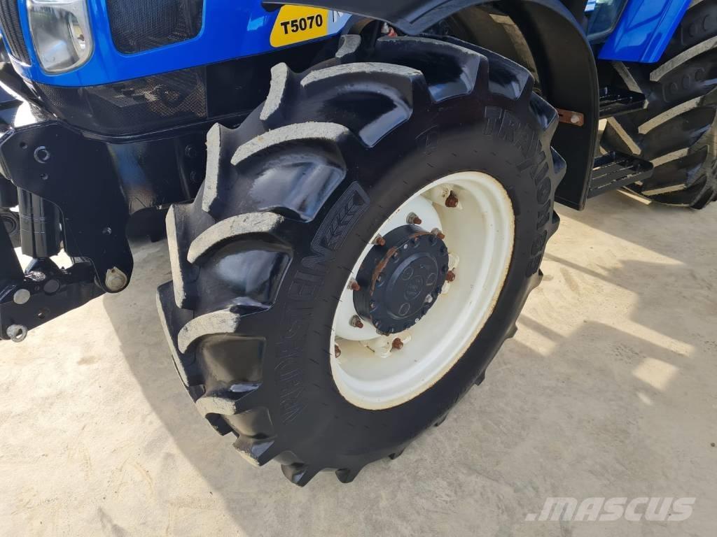 New Holland T 5070 Traktoriai