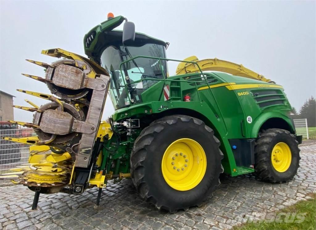 John Deere 8400i Pašarų ruošimo technika