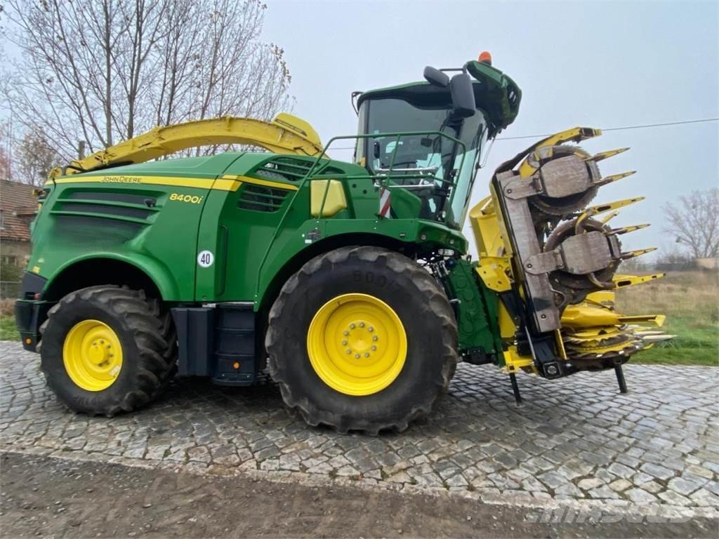 John Deere 8400i Pašarų ruošimo technika