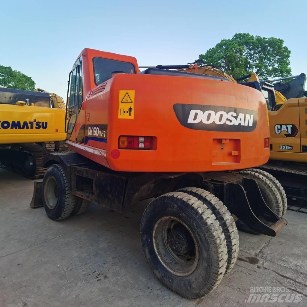 Doosan DH 150 W-7 Ratiniai ekskavatoriai