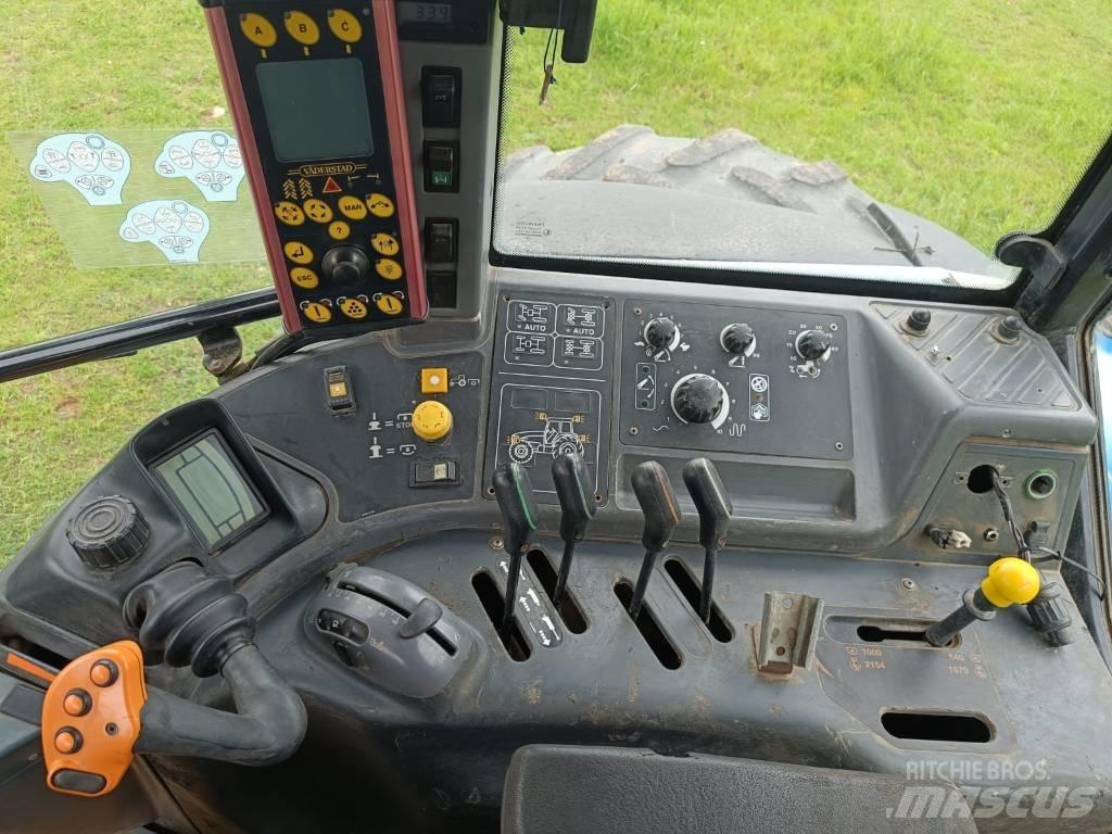 New Holland TM 190 Traktoriai