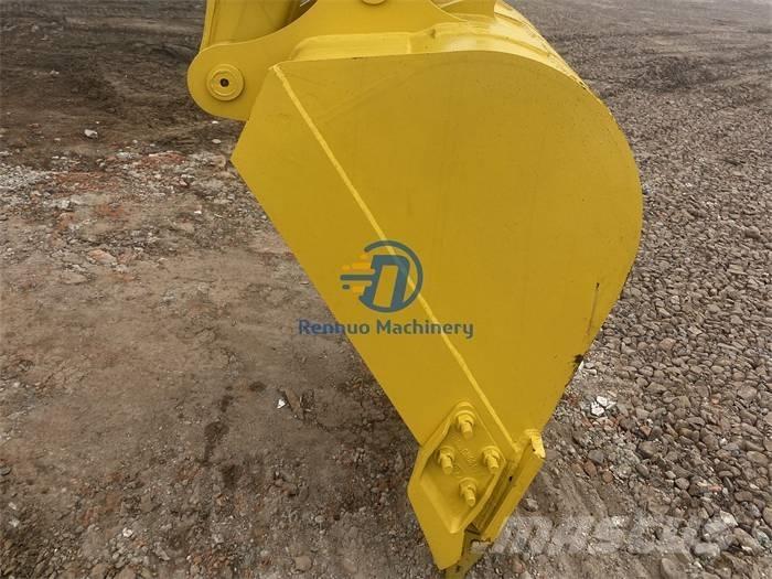 Komatsu PC 130 Vikšriniai ekskavatoriai