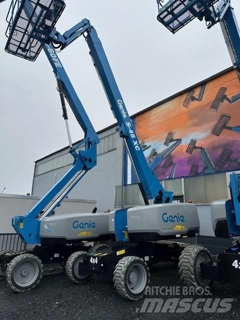 Genie S-45XC Teleskopiniai keltuvai