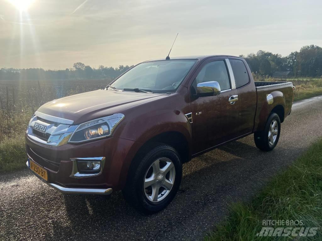 Isuzu D-MAX Pikapai / Bortiniai sunkvežimiai