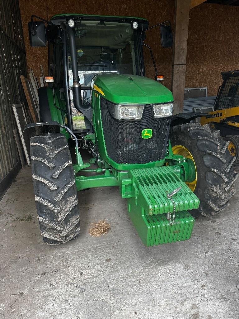 John Deere 5100 M Traktoriai