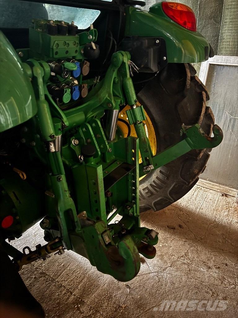 John Deere 5100 M Traktoriai
