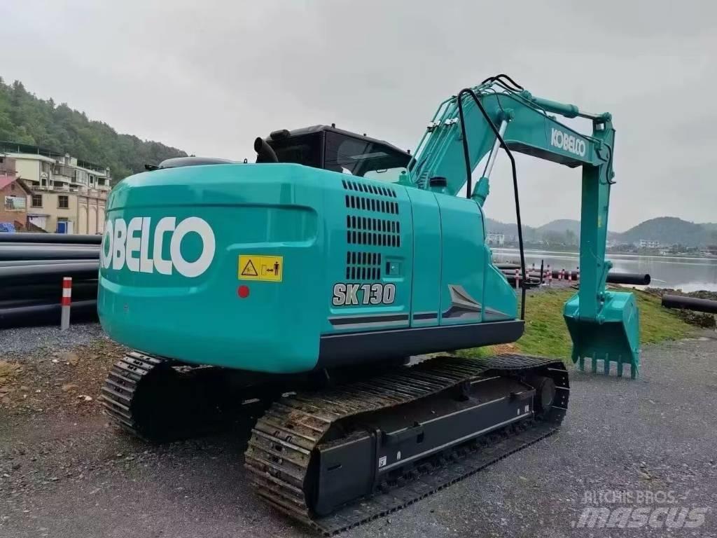 Kobelco SK130-11 Vidutinės galios ekskavatoriai 7-12 t