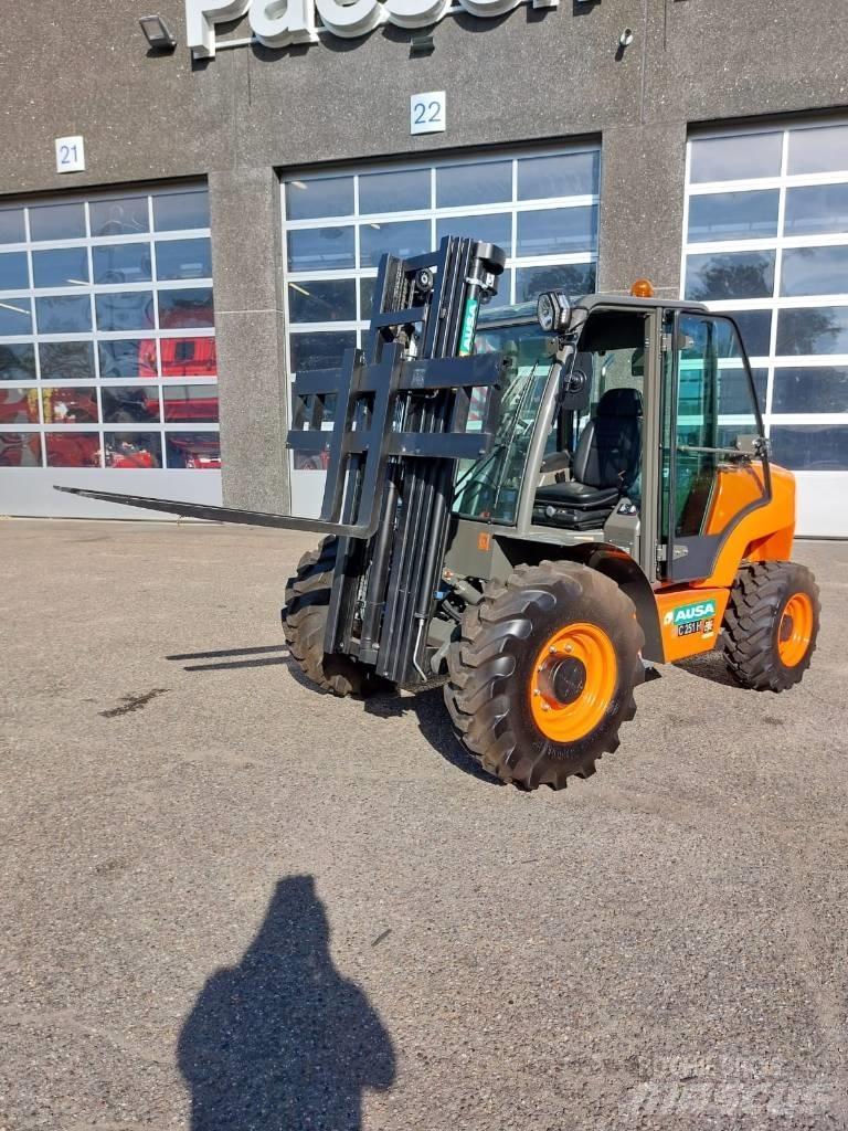 Ausa C 251 H x4 Visureigiai krautuvai
