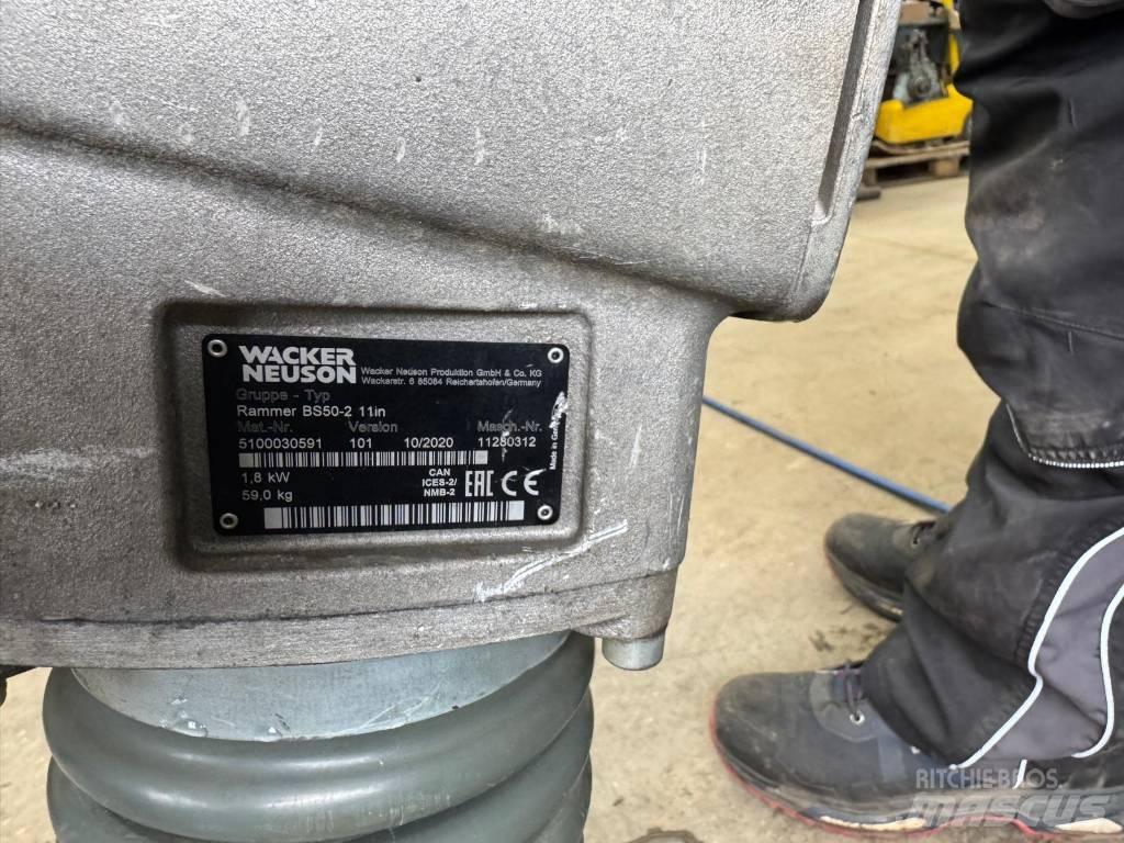 Wacker Neuson BS50-2 Plūktuvai
