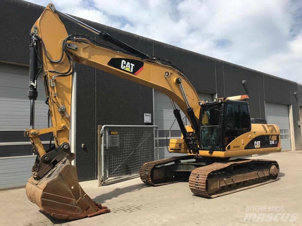 CAT 324D Vikšriniai ekskavatoriai