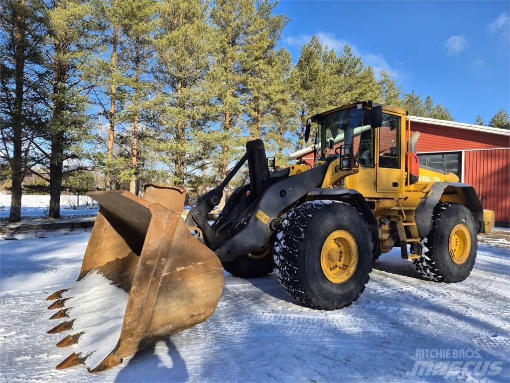Volvo L120E Naudoti ratiniai krautuvai