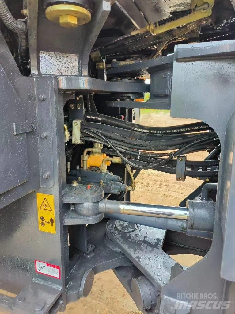 LiuGong CLG 856 H Naudoti ratiniai krautuvai