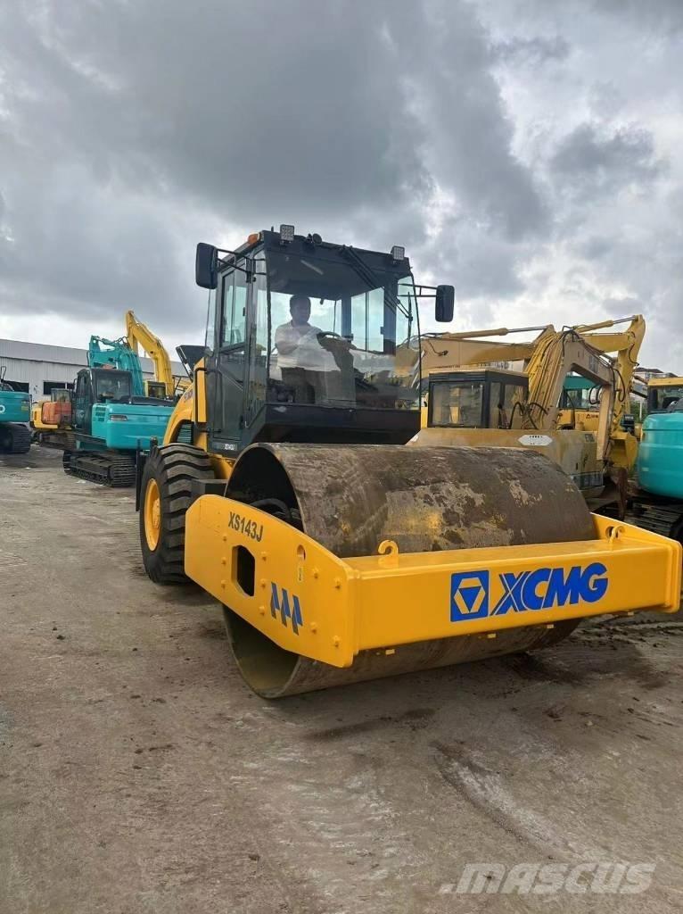 XCMG XS 143 Vieno būgno volai