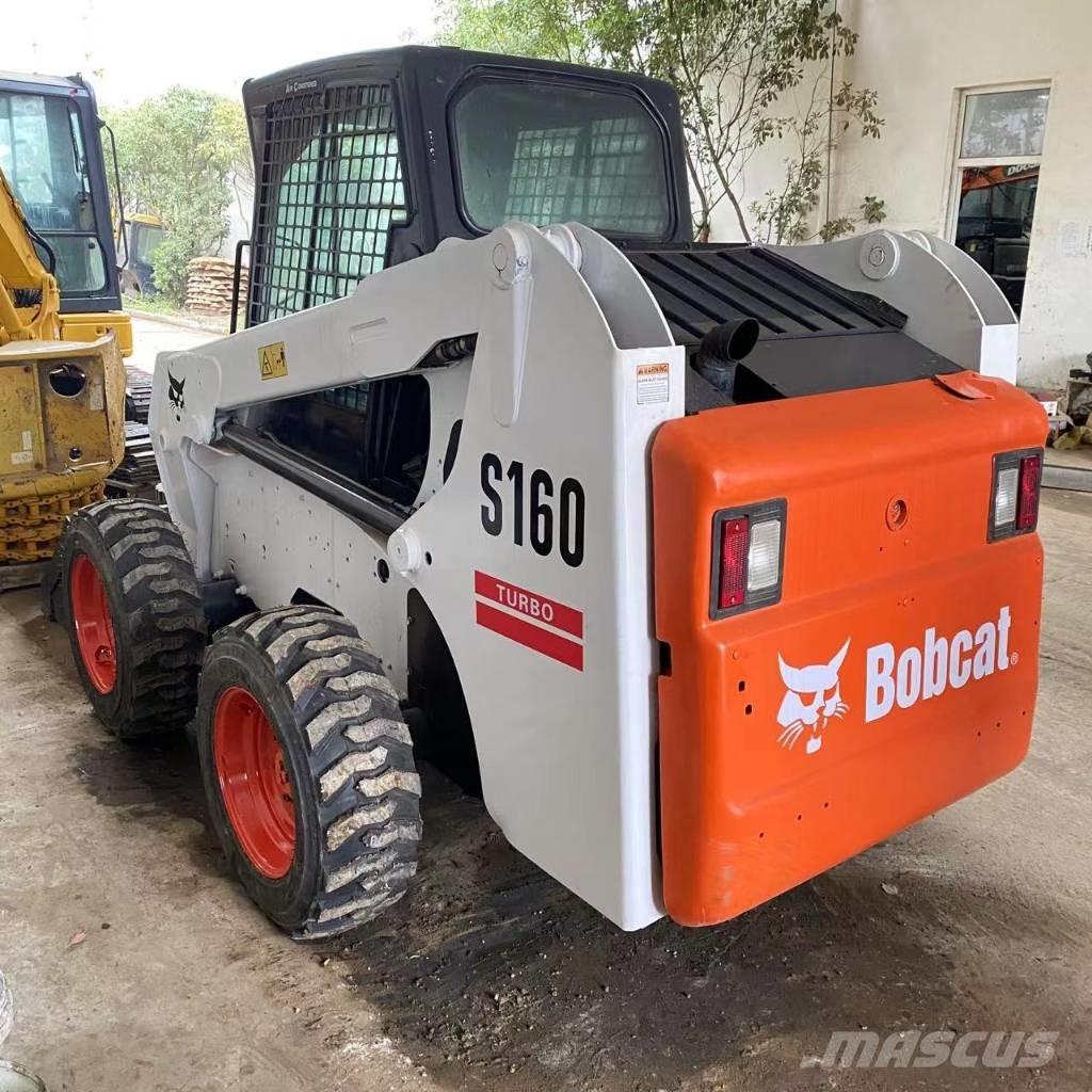 Bobcat S 160 Krautuvai su šoniniu pasukimu