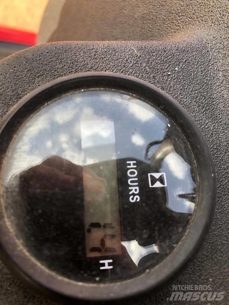 Lucla TX10 Mini ekskavatoriai < 7 t