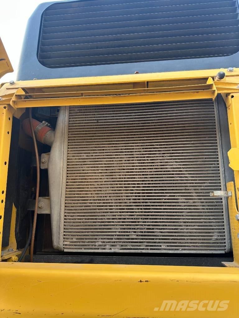 Komatsu PC 400-8 Vikšriniai ekskavatoriai