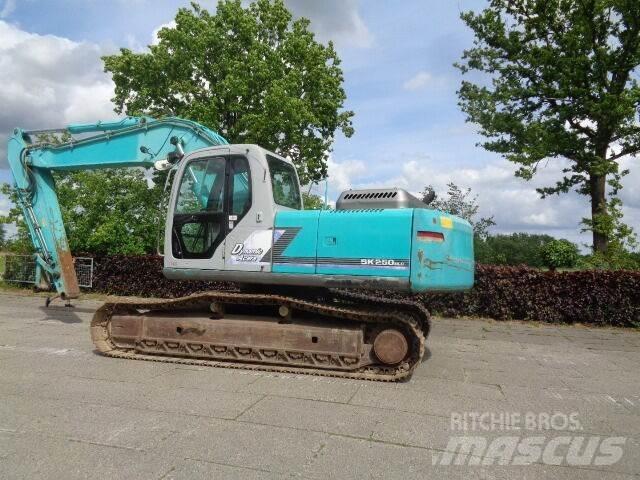 Kobelco SK250NLC Vikšriniai ekskavatoriai