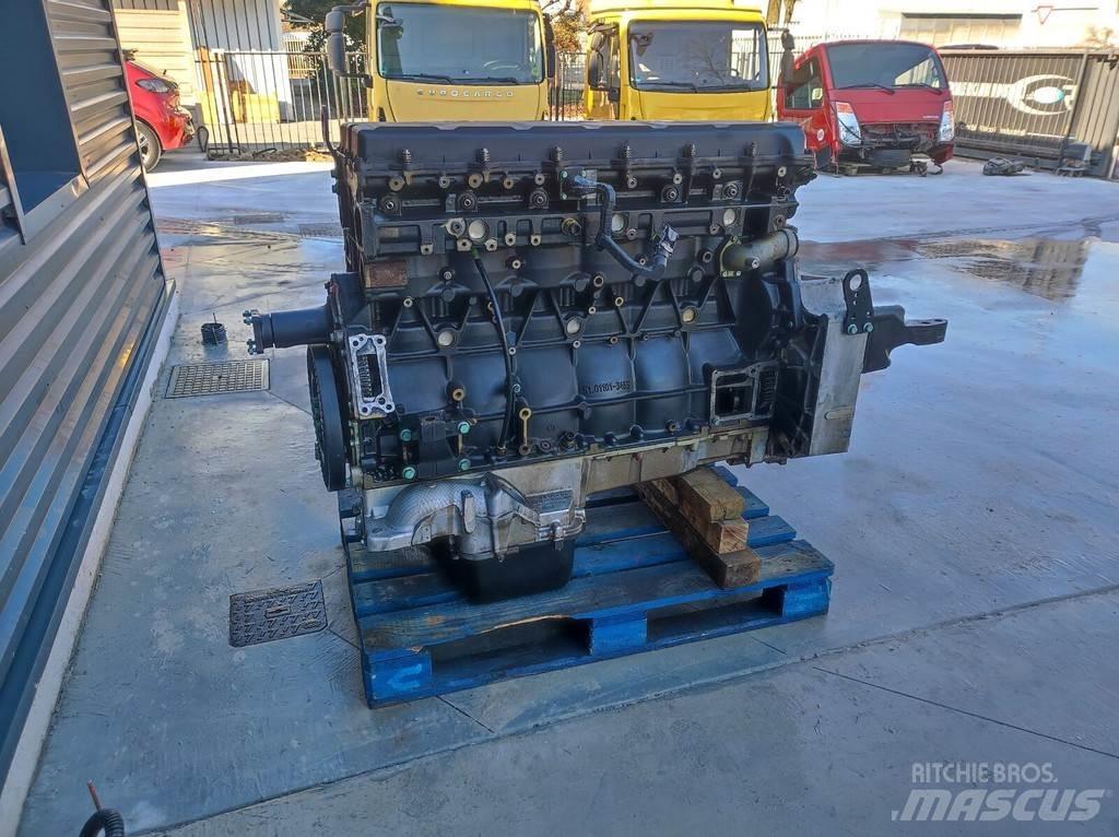 MAN D2676 540 hp Varikliai