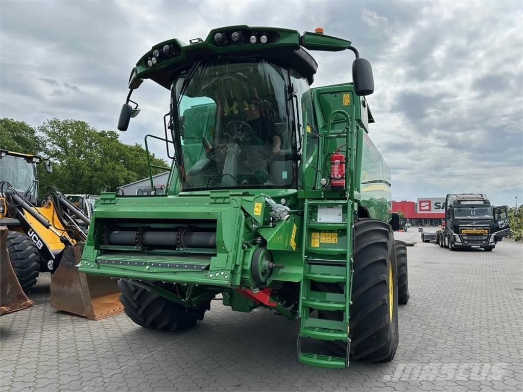 John Deere T 670 i Derliaus nuėmimo kombainai