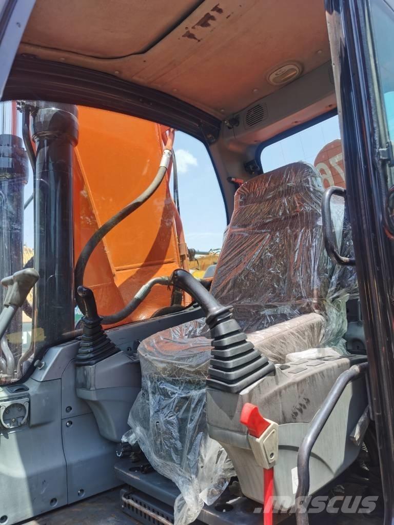 Doosan DX 225 LC Vikšriniai ekskavatoriai